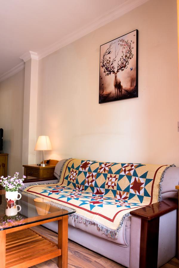 Ba Tra House Hotel Ho Chi Minh City Exterior photo