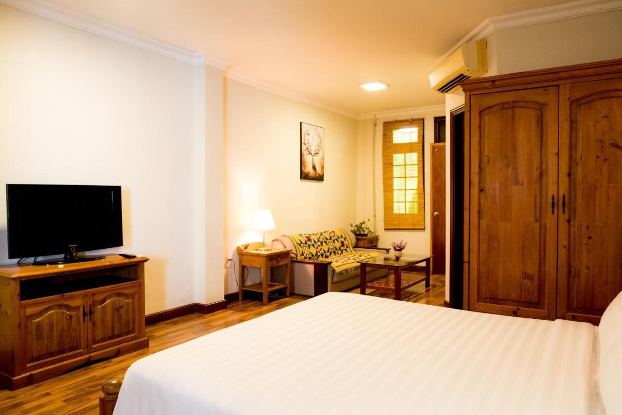 Ba Tra House Hotel Ho Chi Minh City Exterior photo
