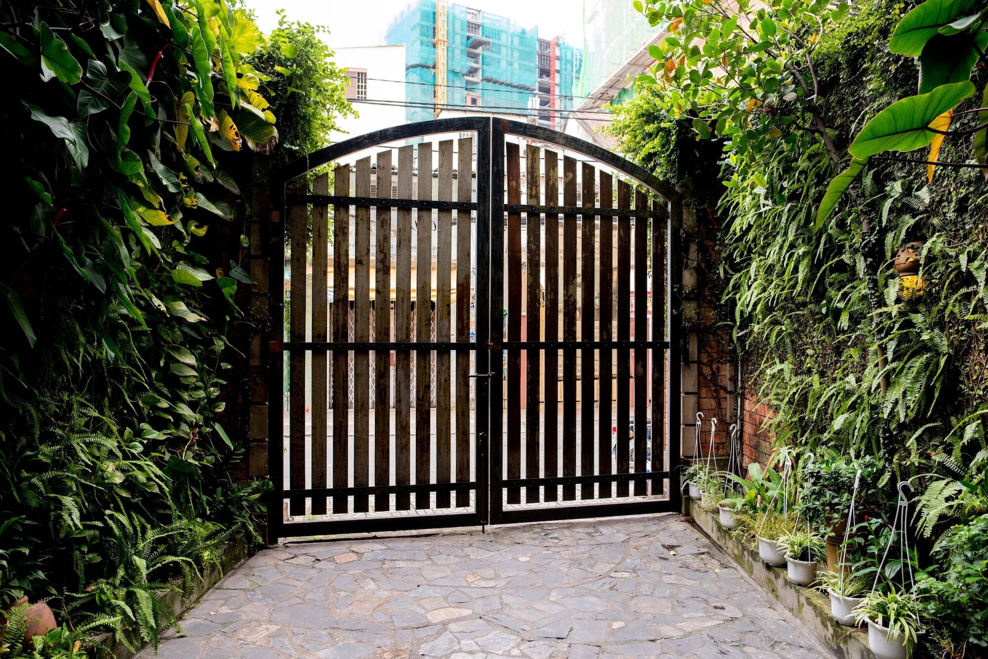 Ba Tra House Hotel Ho Chi Minh City Exterior photo