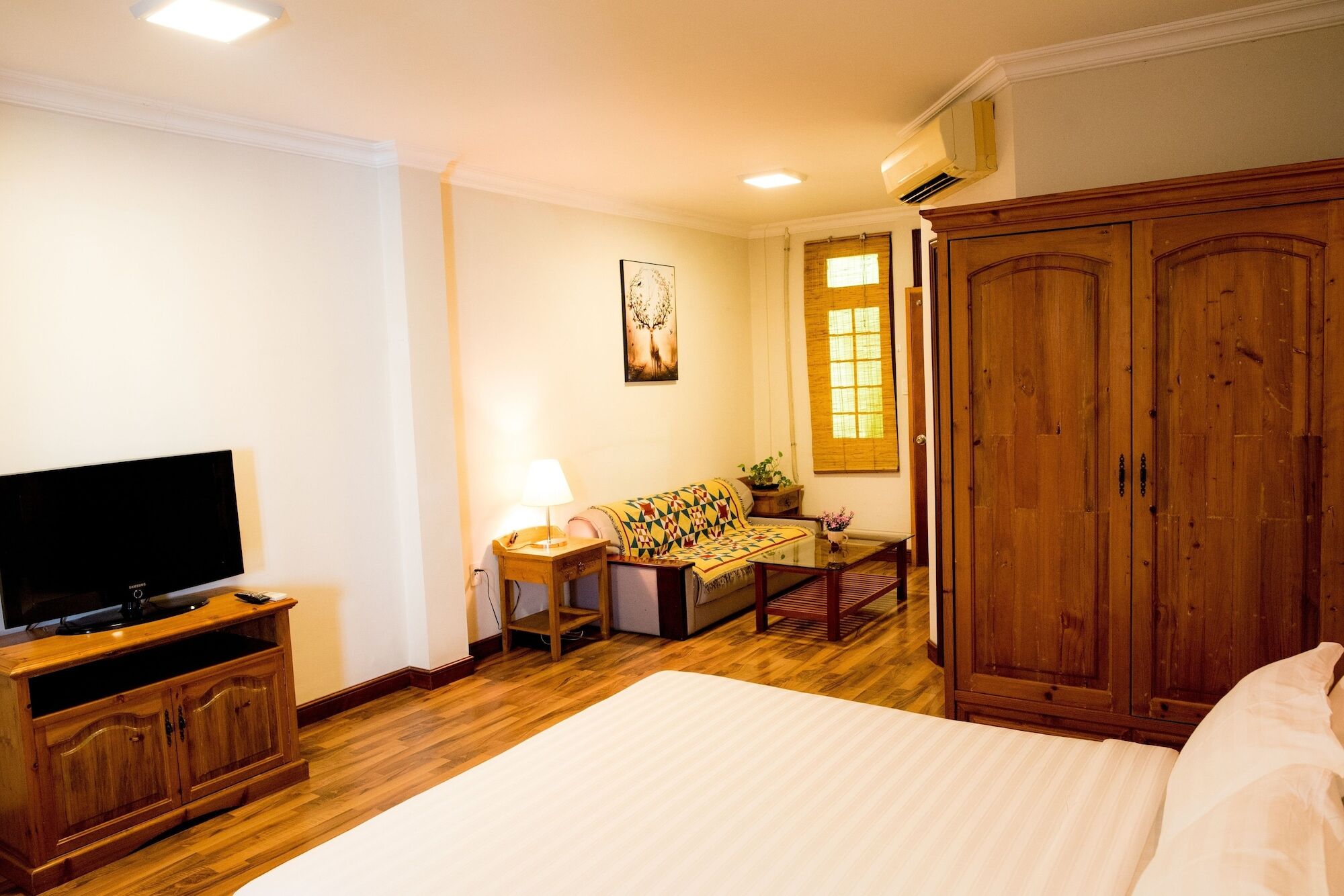 Ba Tra House Hotel Ho Chi Minh City Exterior photo