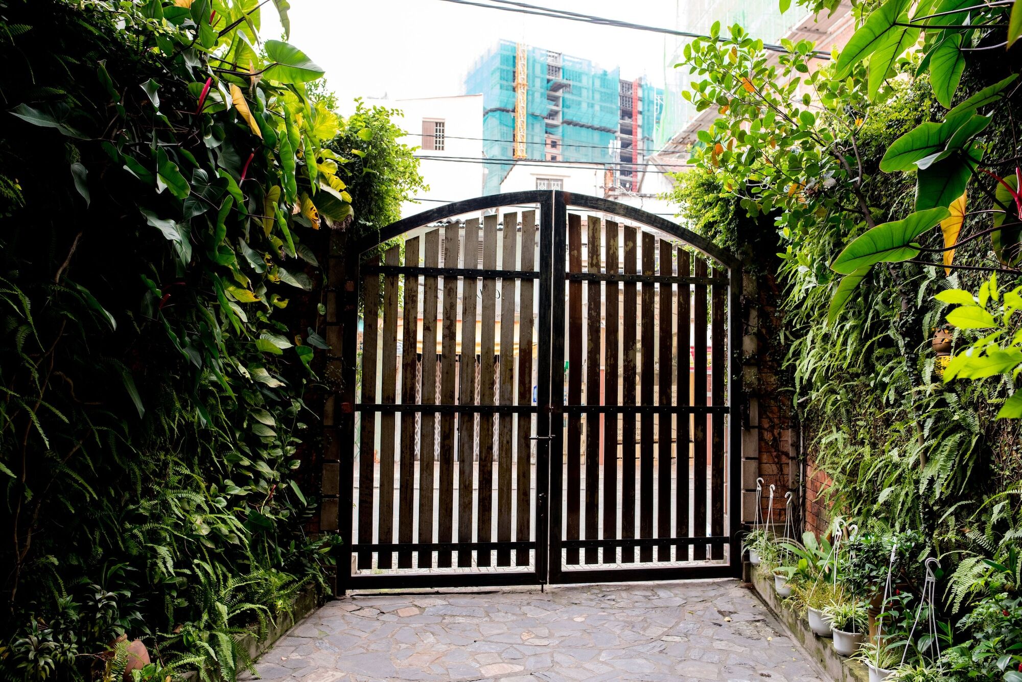 Ba Tra House Hotel Ho Chi Minh City Exterior photo